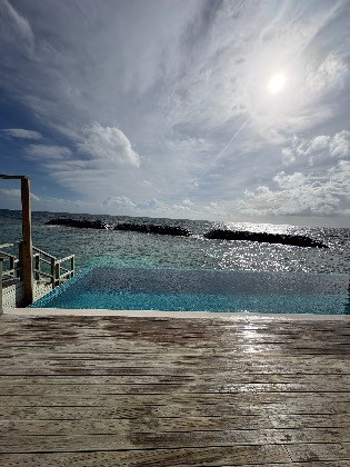 Emerald Faarufushi