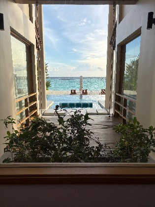Emerald Faarufushi